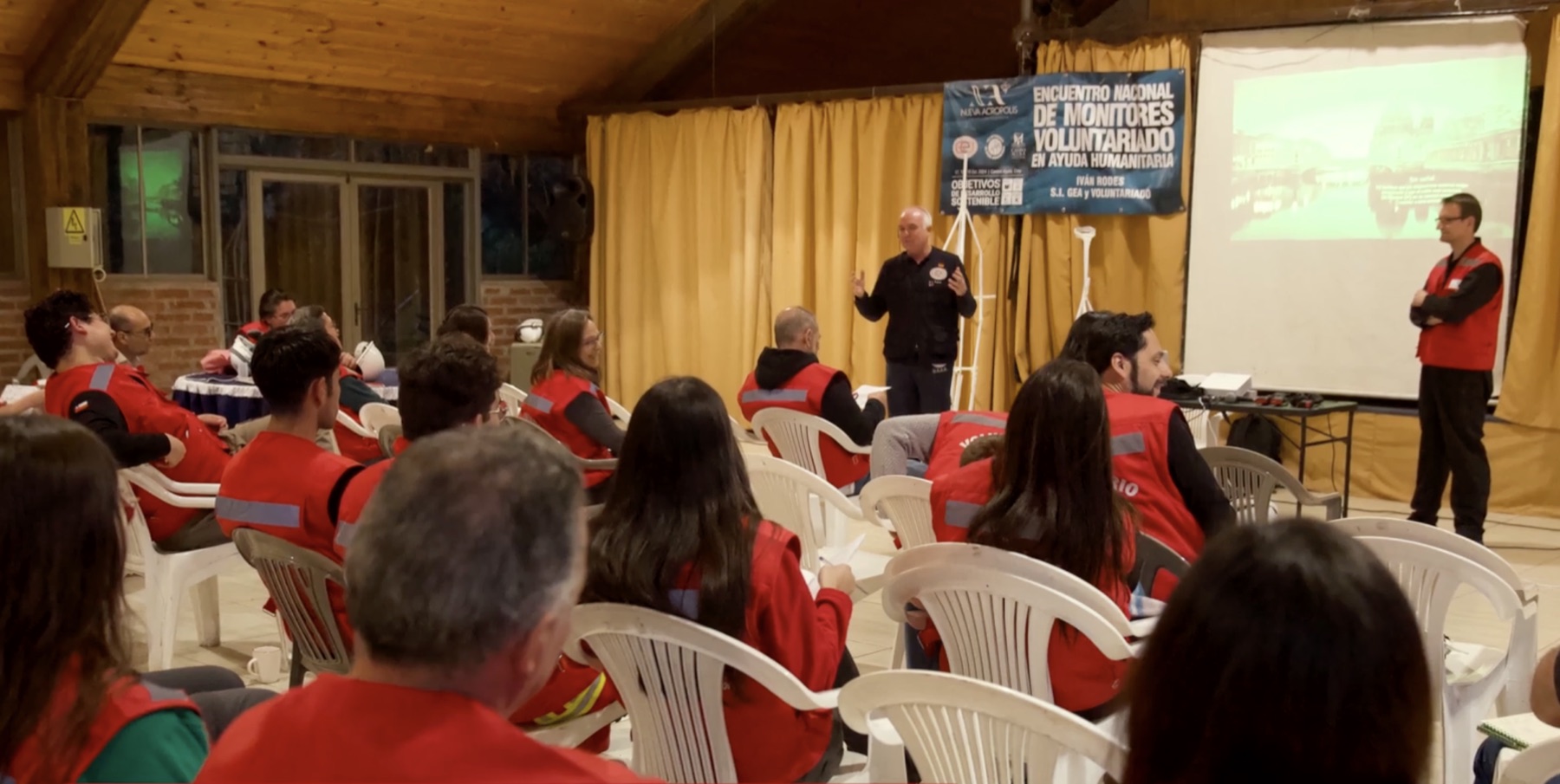 Encuentro de monitores humanitarios