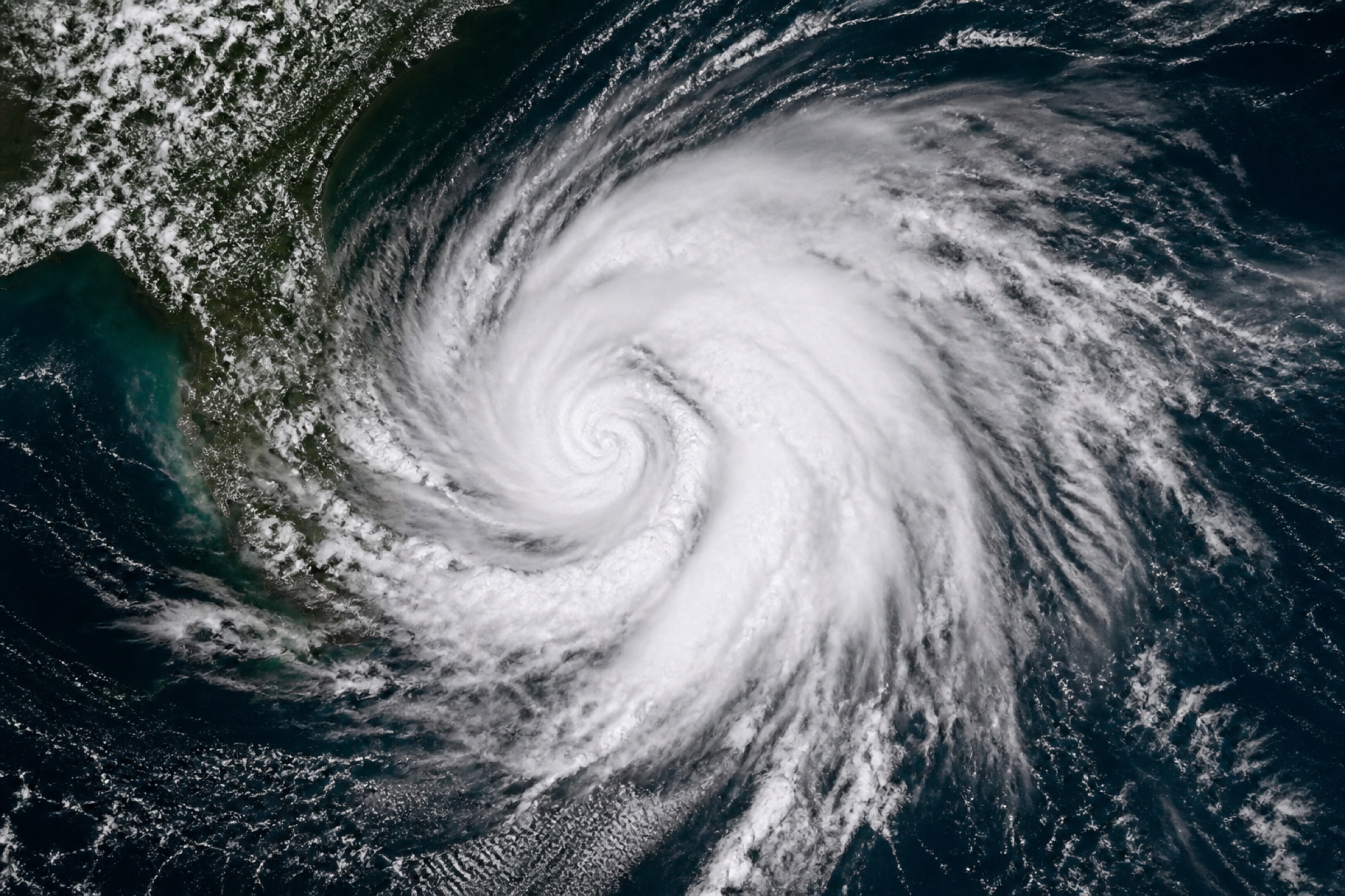 Tormenta tropical vista desde satélite
